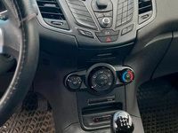 Gebraucht Ford Fiesta SYNC Edition 80 PS (58 kW) 2014 Blau Kleinwagen