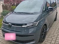 Gebraucht VW Multivan Edition 150 PS (110 kW) 2024 Grau Van / Kleinbus