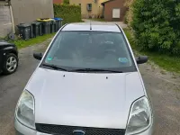 Gebraucht Ford Fiesta 60 PS (44 kW) 2005 Silber Kleinwagen