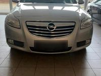 Gebraucht Opel Insignia 140 PS (102 kW) 2012 Limousine