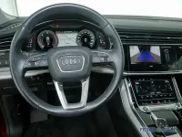 Gebraucht Audi Q8 Ambiente 286 PS (210 kW) 2023 Matadorrot metallic SUV