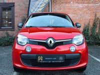 Gebraucht Renault Twingo Life 69 PS (50 kW) 2018 Feuerrot Kleinwagen