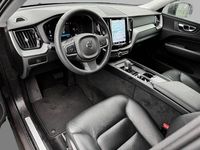 Usata Volvo XC60 Core 197 CV (144 kW) 2024 Grigio SUV