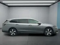 Neu VW Passat 150 PS (110 kW) 2026 Grau Kombi