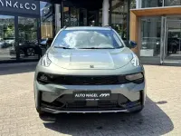 Neu Lynk & Co 01 280 PS (205 kW) 2026 Grün SUV
