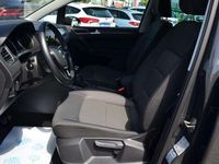 gebraucht VW Golf VII Sportsvan 1.6 TDI Comfortline Navi Klimaautom
