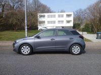 Gebraucht Hyundai i20 Active 101 PS (74 kW) 2018 Grau Kleinwagen
