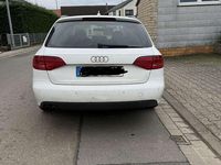 Gebraucht Audi A4 Ambiente 143 PS (105 kW) 2010 Weiß Kombi