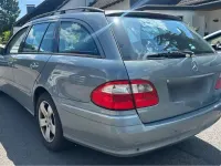 Gebraucht Mercedes E220 150 PS (110 kW) 2004 Andere farben Kombi