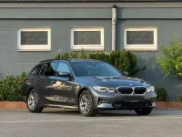 Gebraucht BMW 318 M Sport 150 PS (110 kW) 2020 Grau Kombi