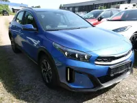 Neu Kia XCeed 150 PS (110 kW) 2026 Blue flame metallic SUV