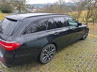 Gebraucht Mercedes E220 194 PS (142 kW) 2020 Schwarz Kombi