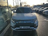 Gebraucht Mitsubishi Outlander P-HEV Plus 224 PS (164 kW) 2020 P) (weiss SUV