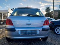 Gebraucht Peugeot 307 75 PS (55 kW) 2002 Grau Kleinwagen