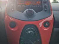 Gebraucht Citroën C1 Feel 69 PS (50 kW) 2015 Schwarz Kleinwagen