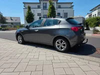 Gebraucht Alfa Romeo Giulietta 120 PS (88 kW) 2013 Grau Kleinwagen