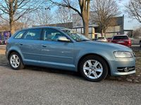 Gebraucht Audi A3 Sportback 125 PS (91 kW) 2010 Blau Kleinwagen