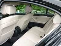 Gebraucht BMW 523 204 PS (150 kW) 2010 Schwarz metallic Limousine