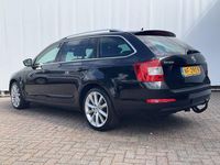Second-hand Skoda Octavia Style 150 CP (110 kW) 2017 Negru Break
