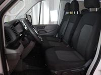 Gebraucht VW Crafter 102 PS (75 kW) 2018 Weiß Van