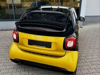 Gebraucht Smart ForTwo Cabrio 71 PS (52 kW) 2016 Schwarz Cabrio