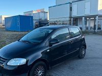 Second-hand VW Fox 54 CP (39 kW) 2010 Negru Hatchback
