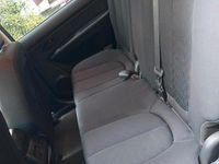 Używany Kia Carens 140 KM (102 kW) 2007 Czarny Minivan