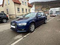 Gebraucht Audi A4 Attraction 177 PS (130 kW) 2014 Scubablau metallic Kombi