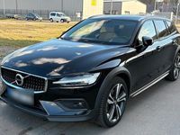 Gebraucht Volvo V60 CC 190 PS (139 kW) 2020 Schwarz Kombi