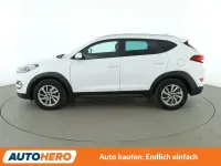 Gebraucht Hyundai Tucson Advantage 177 PS (130 kW) 2017 Weiß SUV
