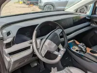 Neu Forthing V9 245 PS (180 kW) 2026 Schwarz Van / Kleinbus
