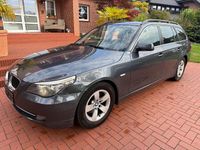 Gebraucht BMW 525 Advantage 218 PS (160 kW) 2007 Grau Kombi