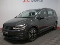 Gebraucht VW Touran Highline 150 PS (110 kW) 2022 Uranograu Van / Kleinbus