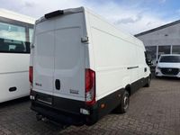 Gebraucht Iveco Daily 179 PS (131 kW) 2017 Weiss Van