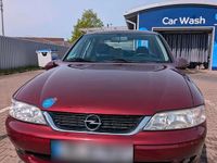 Usata Opel Vectra Edition 101 CV (74 kW) 2001 Rosso Berlina