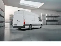 Gebraucht Mercedes Sprinter 170 PS (125 kW) 2025 Weiß Van