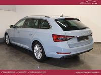 Gebraucht Skoda Superb 200 PS (147 kW) 2022 Patina grau Kombi
