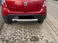 Gebraucht Dacia Sandero Stepway 84 PS (61 kW) 2013 Rot Limousine