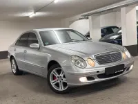Gebraucht Mercedes E220 150 PS (110 kW) 2002 Silber Limousine