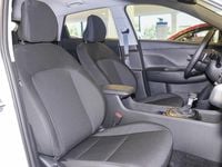 Neu Hyundai Kona Select 150 PS (110 kW) 2025 Atlas white SUV