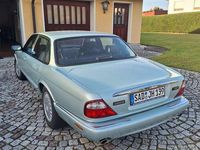 Gebraucht Jaguar XJ8 237 PS (174 kW) 1999 Grün Limousine