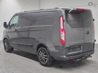 Usado Ford Transit Custom 170 HP (125 kW) 2018 Cinzento Van