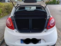 Gebraucht Ford Ka Trend 69 PS (50 kW) 2015 Weiß Kleinwagen