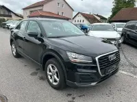 Gebraucht Audi Q2 Basis 116 PS (85 kW) 2017 Schwarz SUV