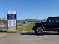 Neu BAW 212 166 PS (122 kW) 2026 Schwarz SUV