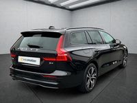 Gebraucht Volvo V60 Plus 197 PS (144 kW) 2024 Schwarz Kombi