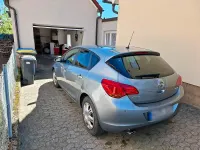 Second-hand Opel Astra 140 CP (102 kW) 2011 Andere farben Hatchback