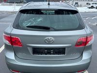 Gebraucht Toyota Avensis 147 PS (108 kW) 2011 Silber Limousine