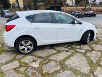 Gebraucht Opel Astra 120 PS (88 kW) 2014 Weiß Limousine
