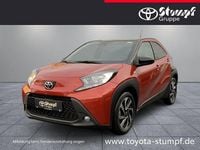 Gebraucht Toyota Aygo X 72 PS (52 kW) 2025 Rot SUV